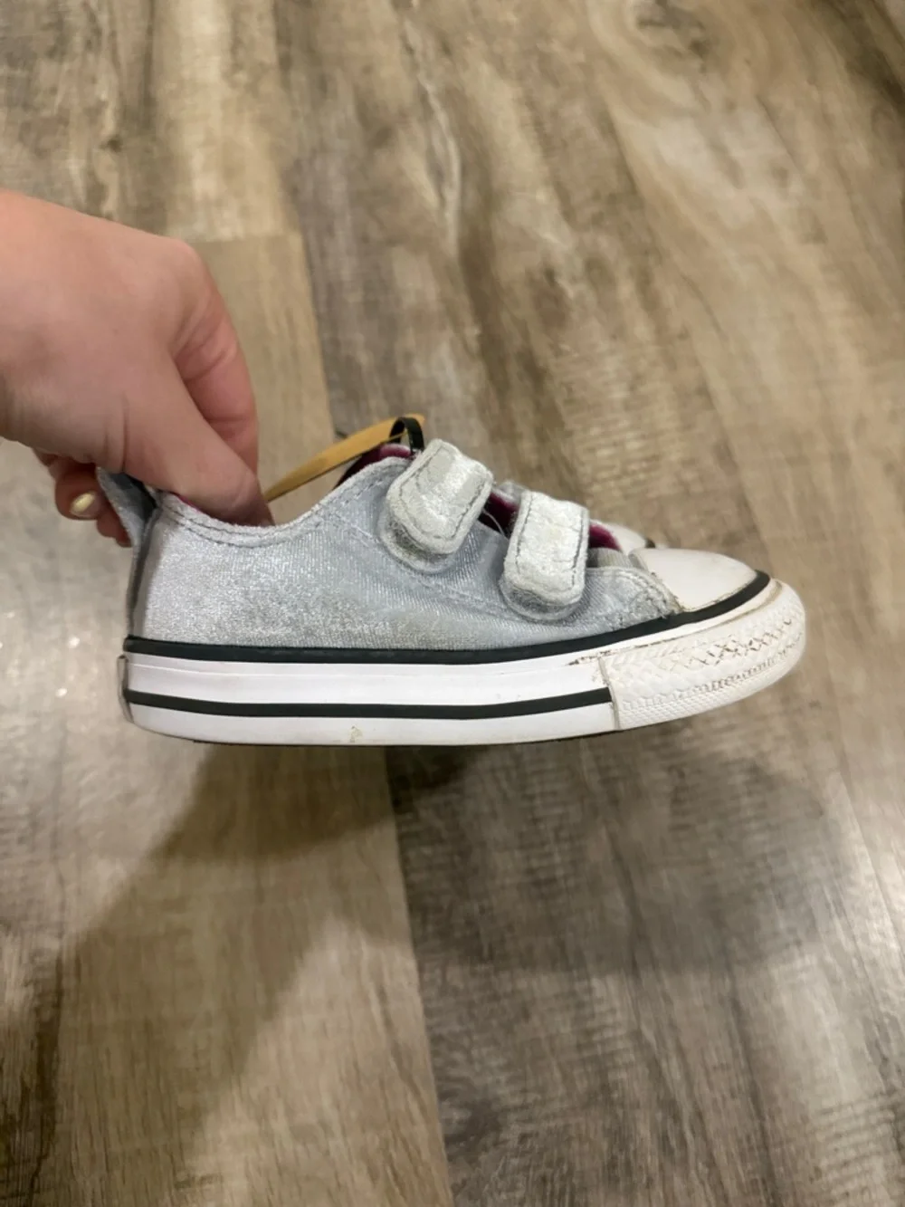 Children's Silver Velvet Sneakers with Pink Lining - Converse Allstar size 6